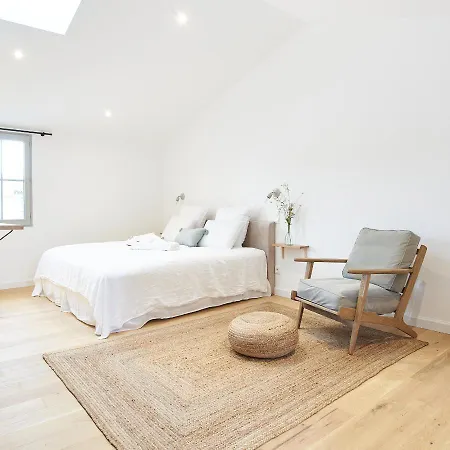 Maison 1634 - Climatisation, Piscine, Parking, Centre Ville, Petit-dejeuner Compris