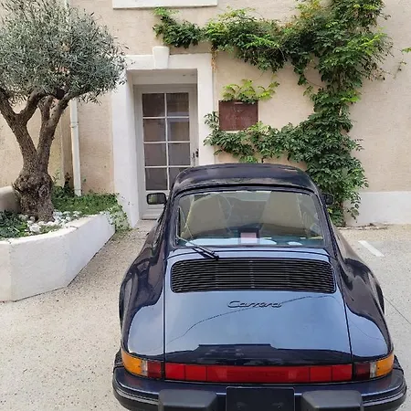 Maison 1634 - Climatisation, Piscine, Parking, Centre Ville, Petit-dejeuner Compris Bed and Breakfast 4*