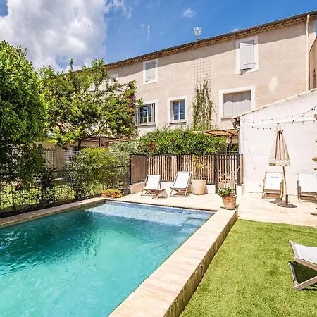 Maison 1634 - Climatisation, Piscine, Parking, Centre Ville, Petit-dejeuner Compris Pezenas