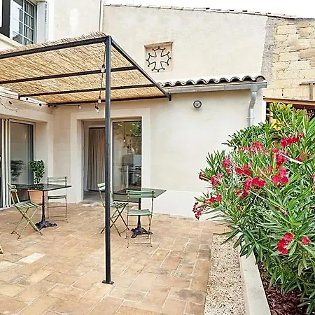 Maison 1634 - Petit-déjeuner Offert, Parking, Centre à Pied, Piscine, Climatisation, Cuisine 4*